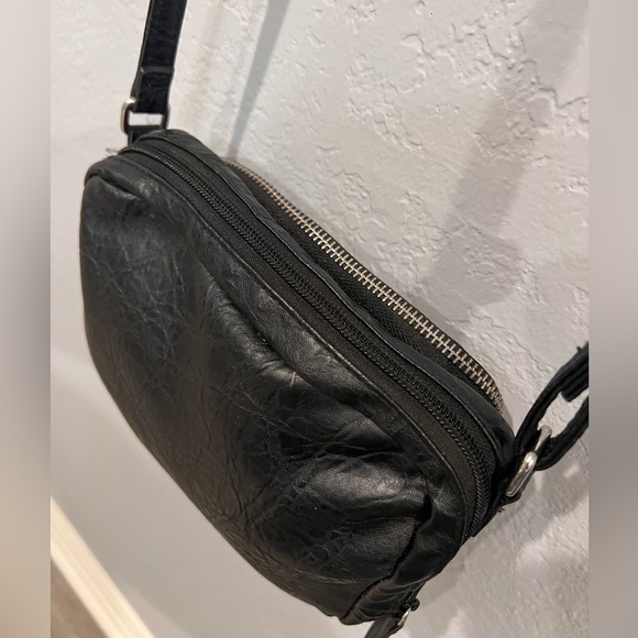 American Eagle Black Crossbody - Picture 3 of 10